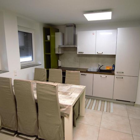 Apartment In Stuttgart Bad Cannstatt/Naehe Stadtion Buitenkant foto